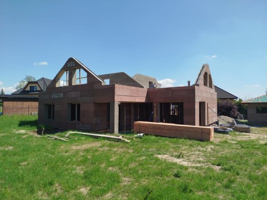 Upravený dům FORTUNA na Mělnicku